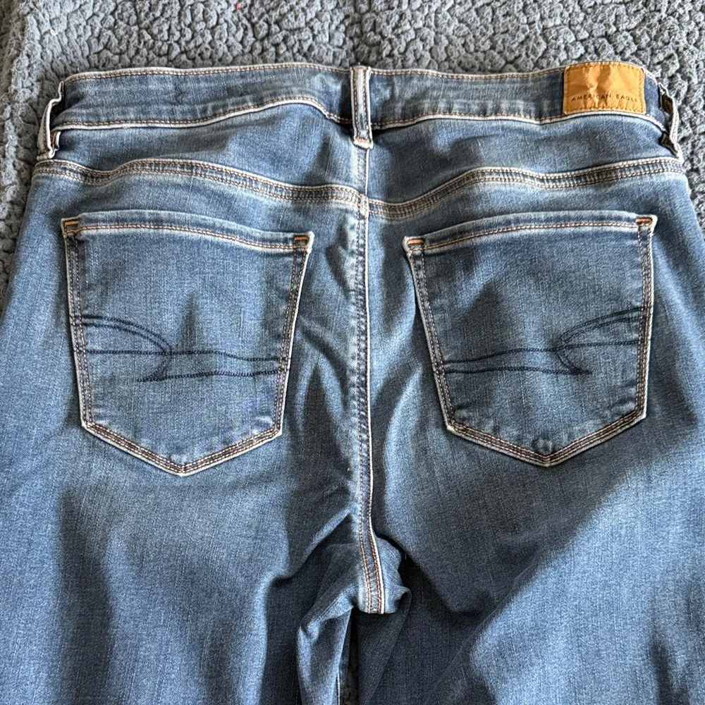 AE High Rise Skinny Kick - Picture 4 of 7